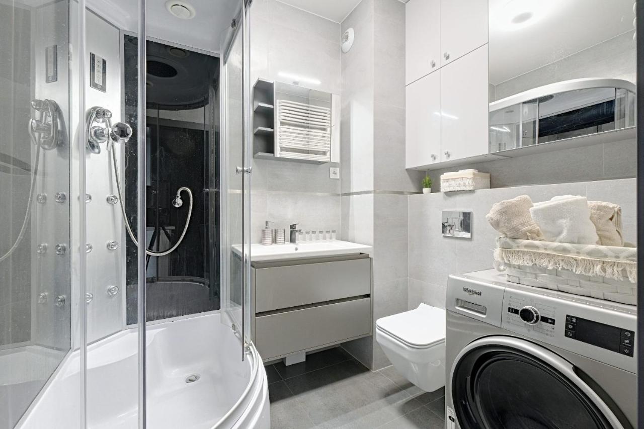Strzelecka 24 Modern Apartment Varsó Kültér fotó